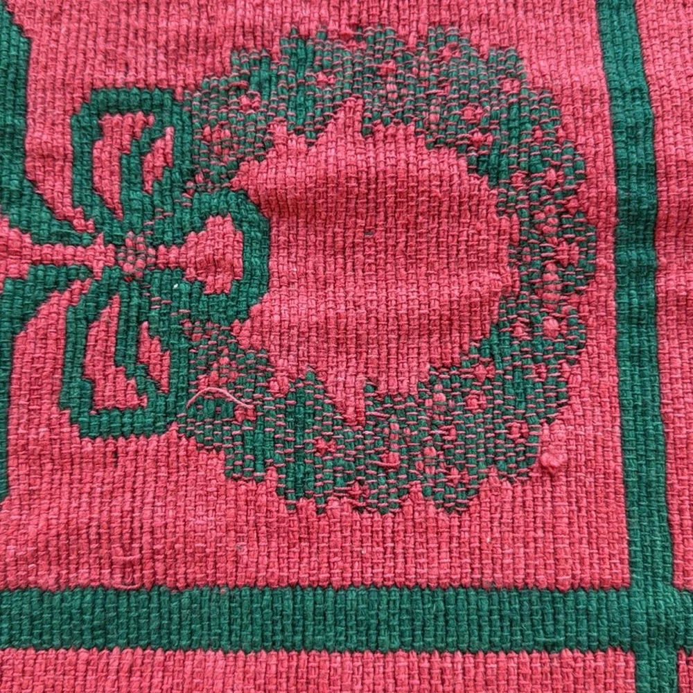 Vintage 1994 Hayim Co. Christmas Tapestry Throw/Rug – 100% Cotton – 46” x 28”